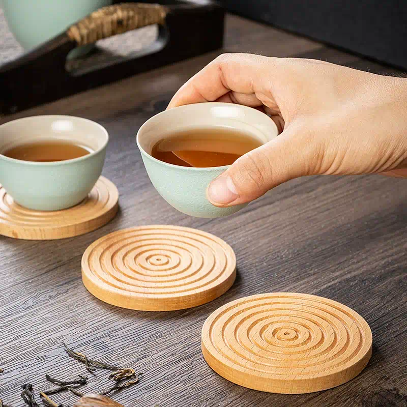 Wooden cup coasters (4)
